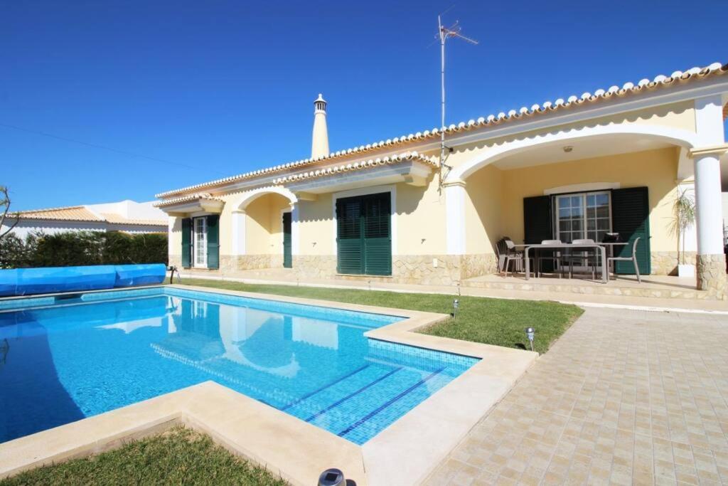 Сasa de vacaciones Bonita Moradia C/ Piscina Em